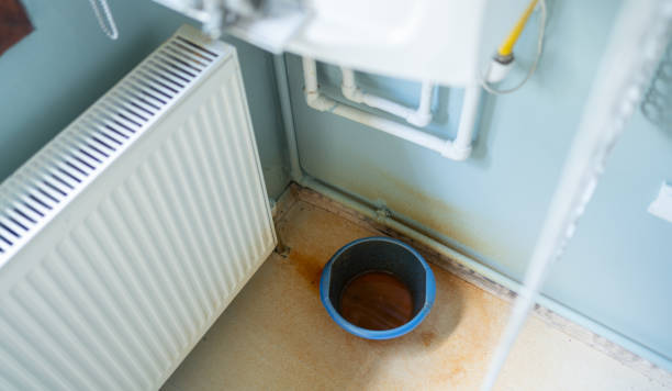Best 24/7 water damage repair  in Giddings, TX